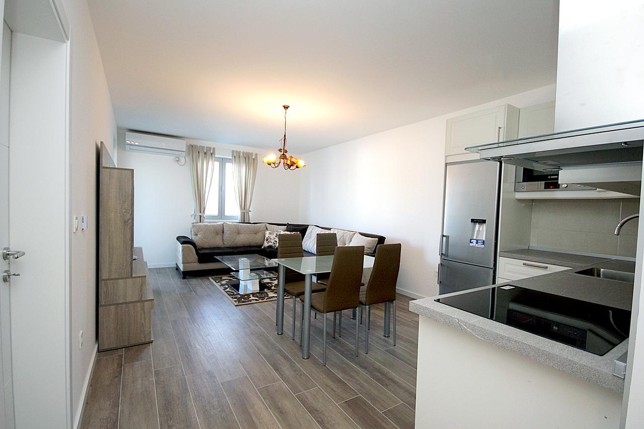 Apartment Melina Dobra Voda Exteriör bild